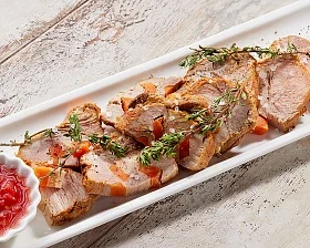 Буженина запеченная с аджикой и травами