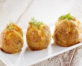 Картофель запеченный с сыром