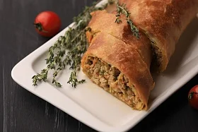 Штрудель с индейкой