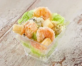 Мини салат Цезарь с креветкой